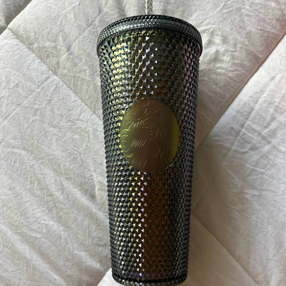 NEW Starbucks Cup🤍